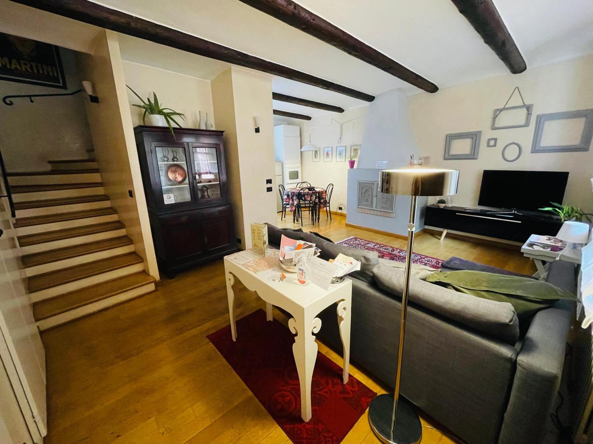 Casa Caroli, Charme E Comfort Nel Cuore Di Alba Екстер'єр фото
