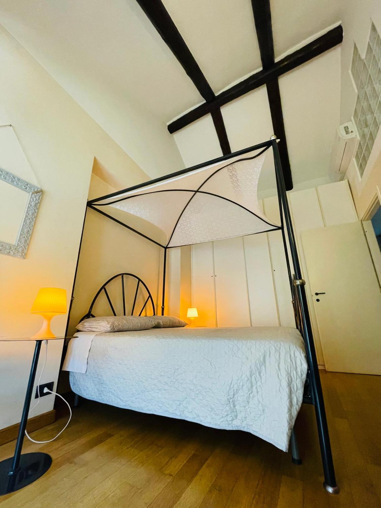 Casa Caroli, Charme E Comfort Nel Cuore Di Alba Екстер'єр фото