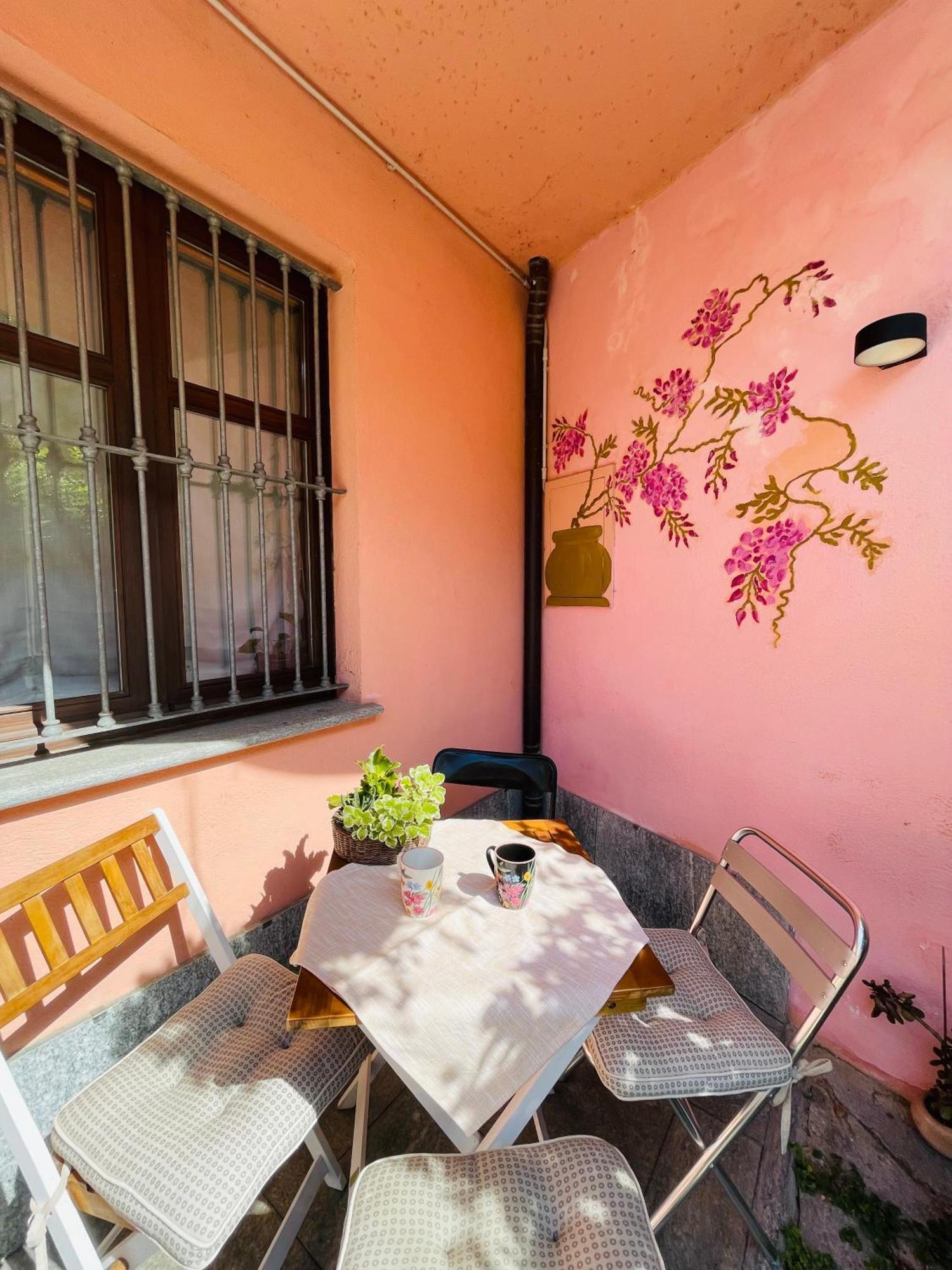 Casa Caroli, Charme E Comfort Nel Cuore Di Alba Екстер'єр фото